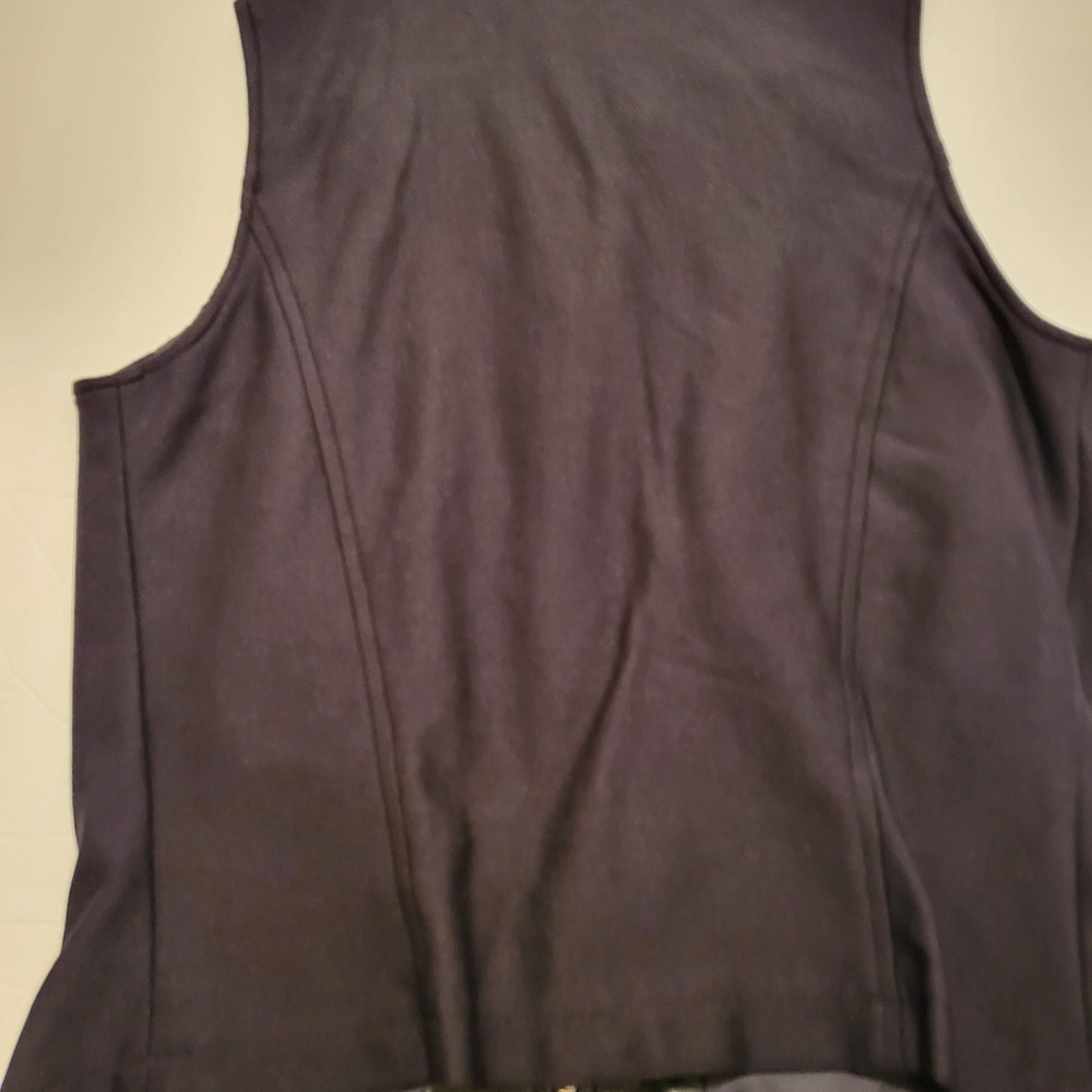 LEATHER VEST - Picture 3 of 6